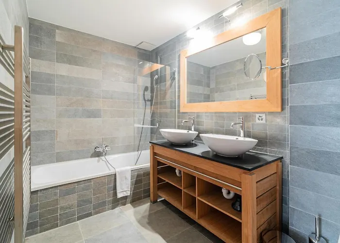 Haus Whymper By Premium