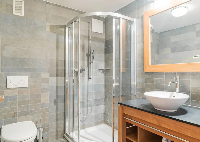 Haus Whymper By Premium